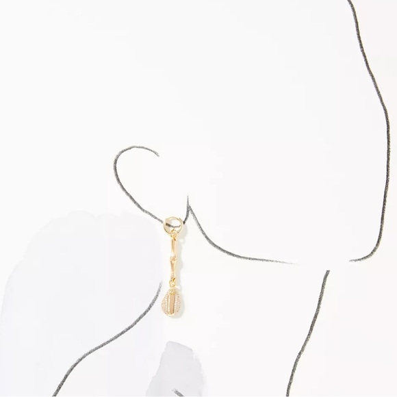 NWT Shell huggie drop earrings - Picture 5 of 5